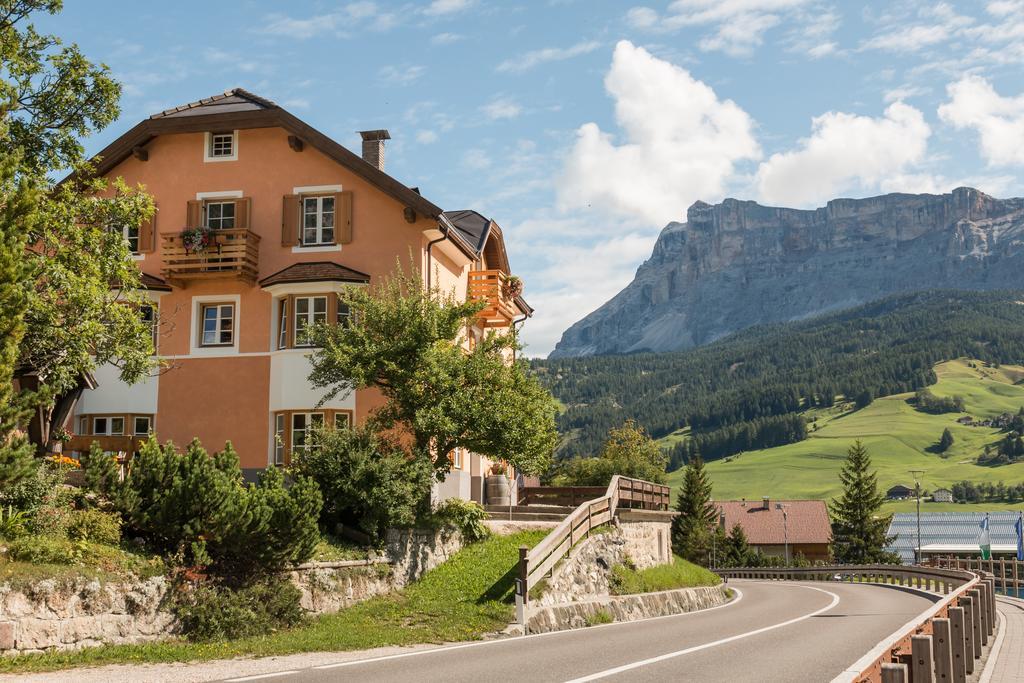 Villa Alba La Villa  Exteriör bild